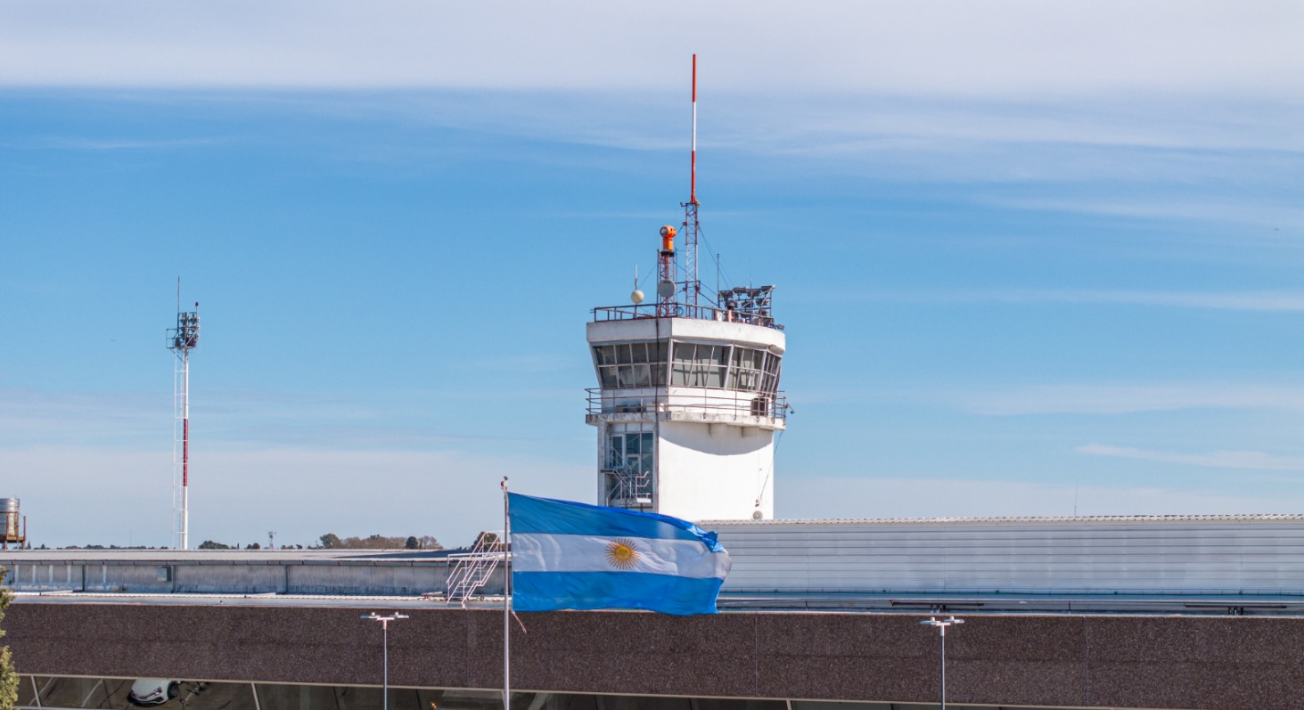  Cierre temporal del Aeropuerto Internacional Rosario por obras en pista